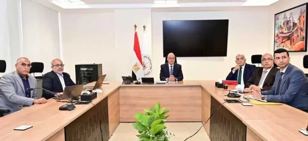 وزير الري: الالتزام بالاشتراطات الفنية والبيئية في أي أعمال بالمناطق الساحلية