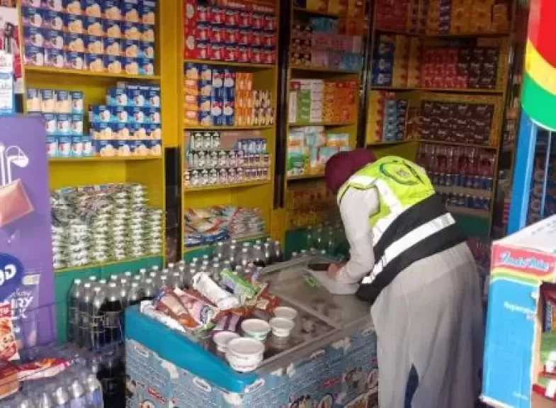 إعدام منتجات منتهية الصلاحية بعد التفتيش على 514 منشأة غذائية في الشرقية خلال أسبوع