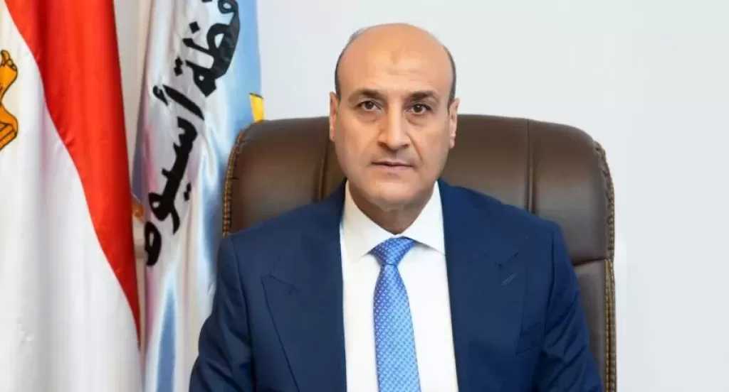 محافظ أسيوط يوجه برفع درجة الاستعداد لانطلاق المرحلة الثالثة من الموجة الـ29 لإزالة التعديات