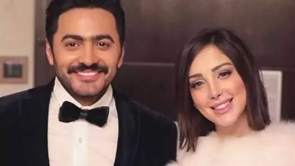 تامر حسني يحسم قرار عودته لطليقته بسمة بوسيل
