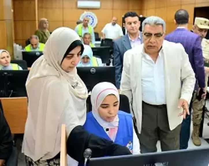 محافظ الدقهلية يطمئن على انتظام لجان الثانوية العامة بجميع المراكز