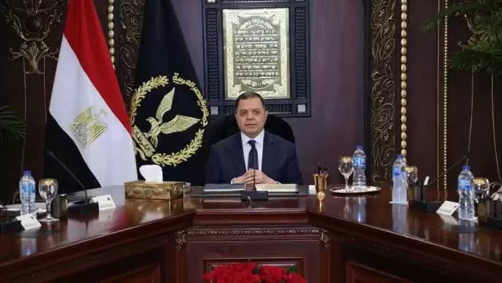 وزير الداخلية يهنئ رئيس الجمهورية بمناسبة الاحتفال بذكرى ثورة 30 يونيو