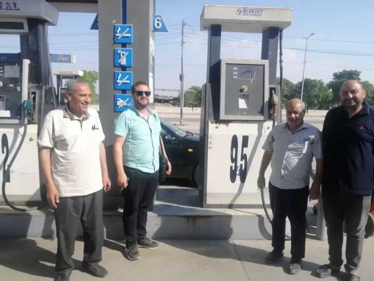 تموين الشرقية: ضبط 15 ألف زجاجة معدة لتعبئة زيت طعام وتحرير محاضر لمحطات تموين سيارات