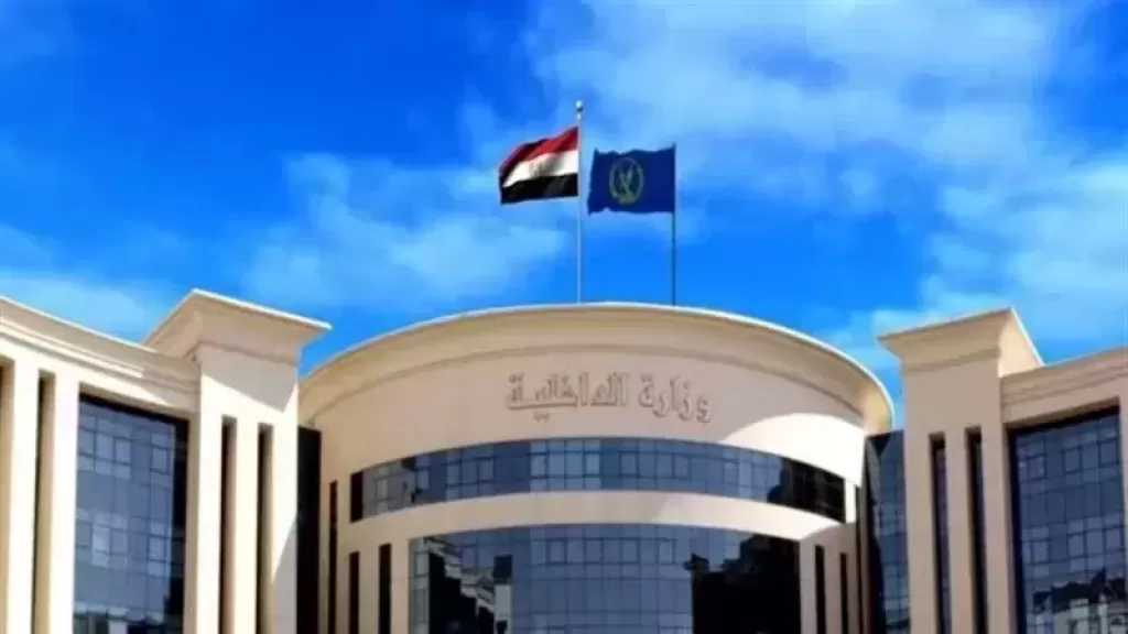 ضبط صانعة محتوى لرقصها بملابس خادشة للحياء لزيادة المشاهدات
