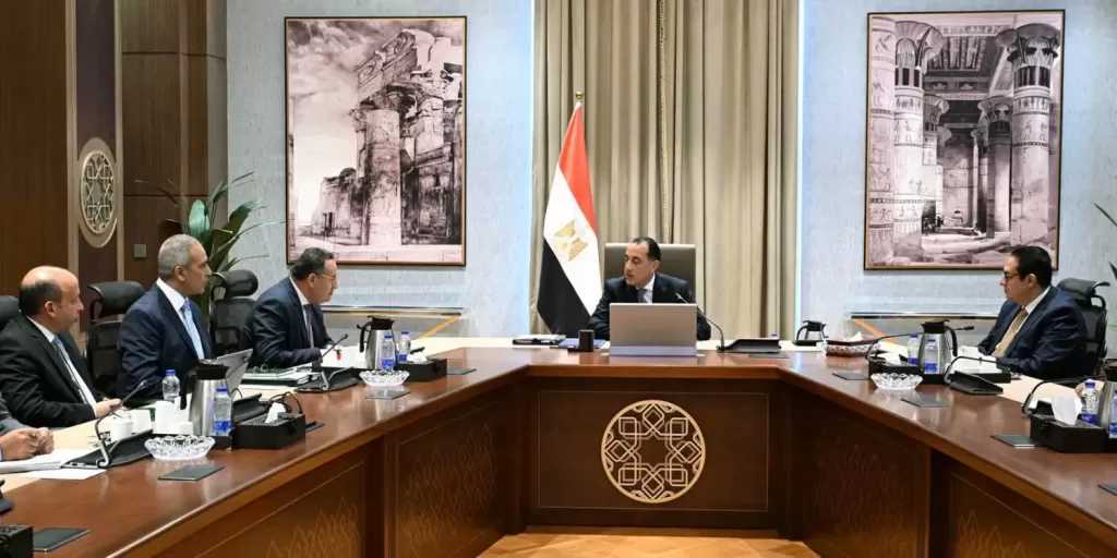 مدبولي: توجيهات من الرئيس بالارتقاء بمنظومة الرعاية الصحية وتطوير الخدمات الطبية المقدمة للمواطنين