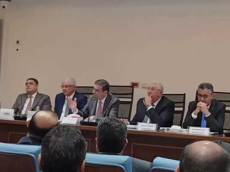 وزير الزراعة: نعمل على مراجعة أسعار توريد محصول قصب السكر لضمان تحقيق عائد مجزي وعادل