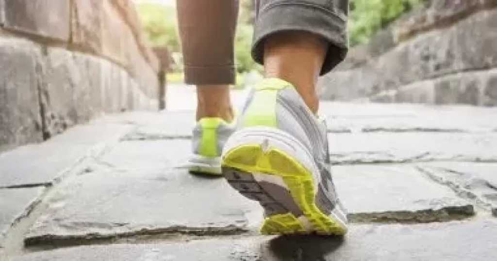 وصفة يومية.. إزاى تحمى قلبك وتخفض ضغط الدم وتقلل التوتر بـ المشى