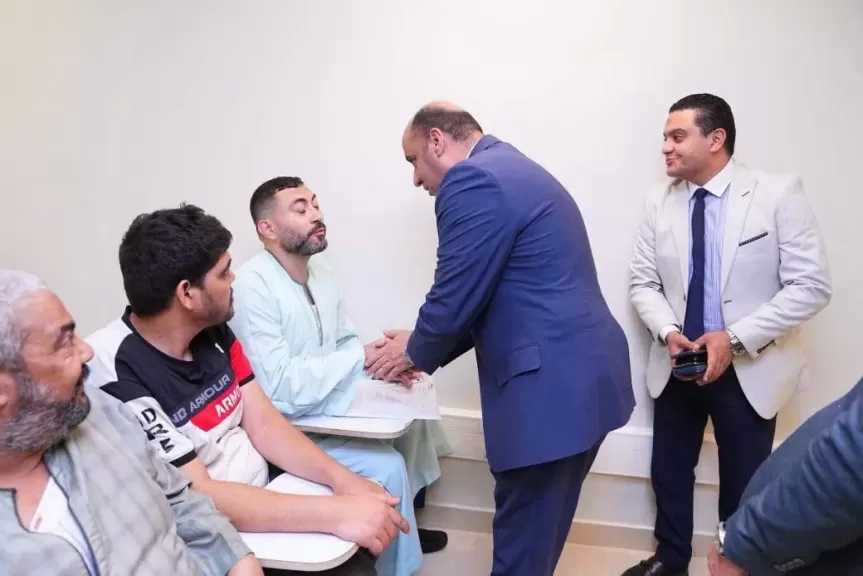 وزير العمل يُسلِّم عقود عمل لذوي الهمم..ويشهد توقيع بروتوكول تعاون للتدريب من أجل التشغيل