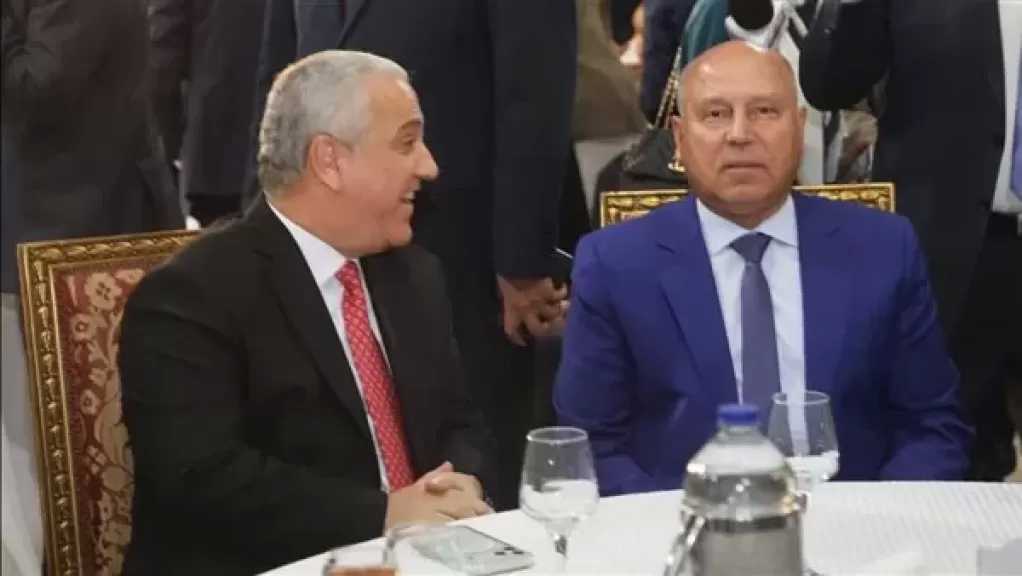 وزير النقل يشارك في احتفالية الهيئة الوطنية للصحافة لتدشين كتاب ”رجل الأقدار.. سيرة قائد.. مسيرة وطن”