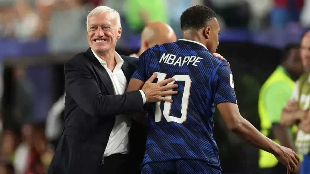 ديشامب: تأهل باراجواي ليس صدفة.. وعلينا تكرار أداء مباراة السويد