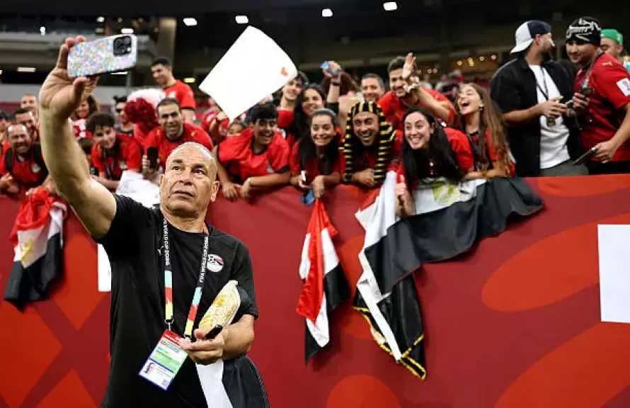 استقبال جماهيري لبعثة منتخب مصر في دالاس قبل مواجهة أستراليا