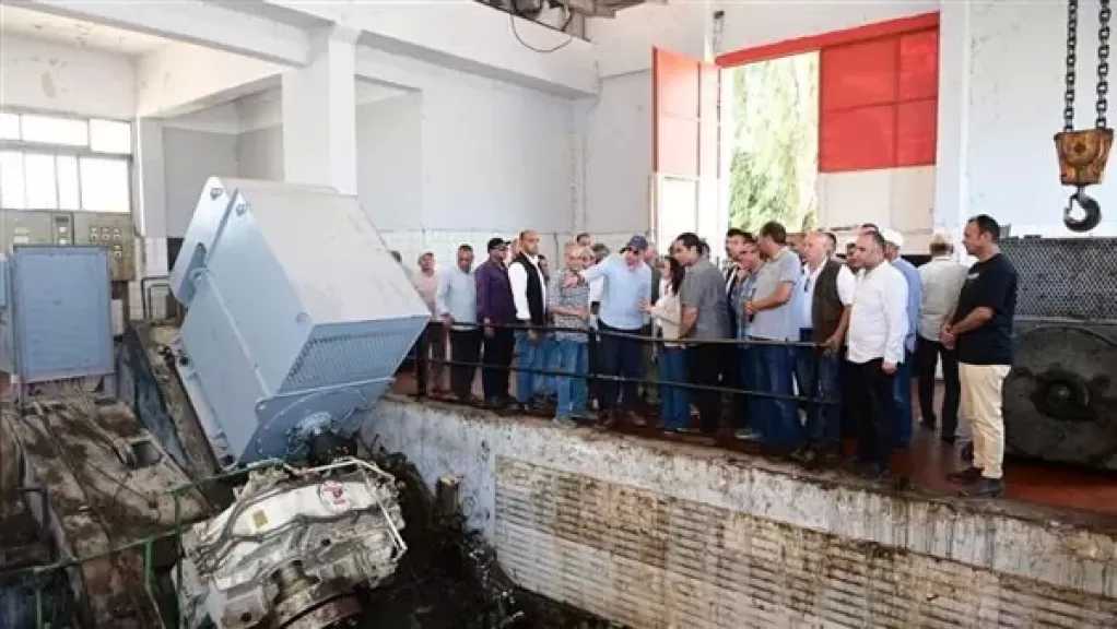 وزير الري يتابع جاهزية محطات العطف وأعمال الصيانة بالبحيرة
