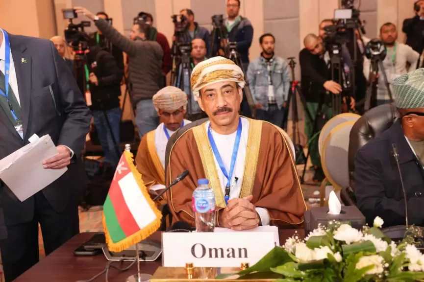 سفير سلطنة عُمان بالقاهرة يهنئ مصر بالتأهل المستحق إلى دور الستة عشر بكأس العالم