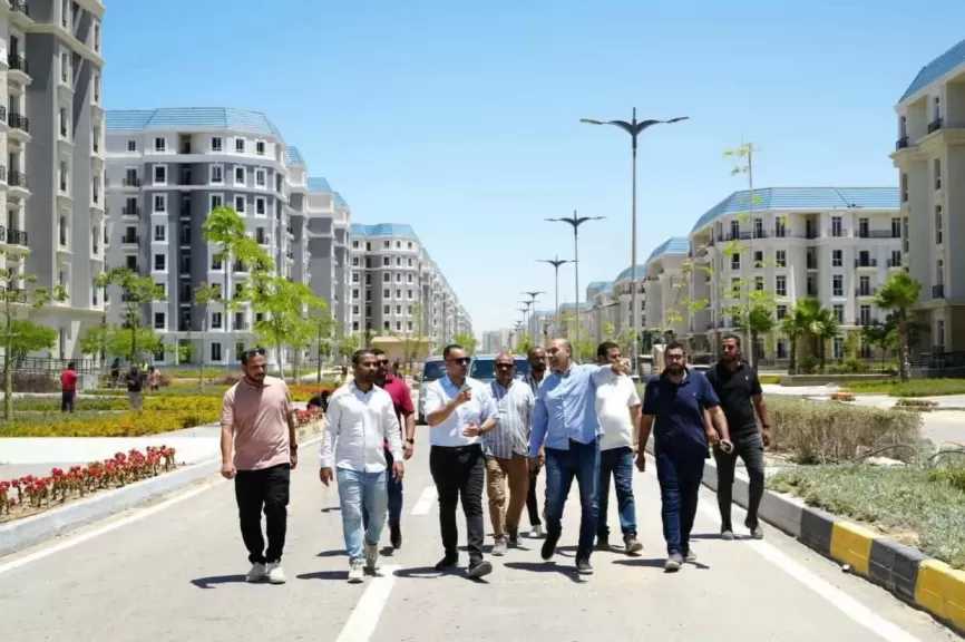 وزيرة الإسكان تتابع معدلات تنفيذ المشروعات السكنية والخدمية بعددٍ من المدن الجديدة