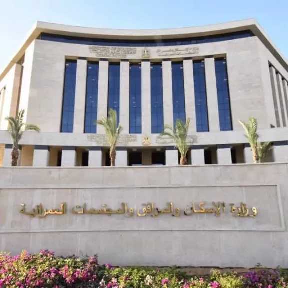 الإسكان: لا تهاون مع أي مخالفات بمارينا.. والحفاظ على حقوق الملاك أولوية