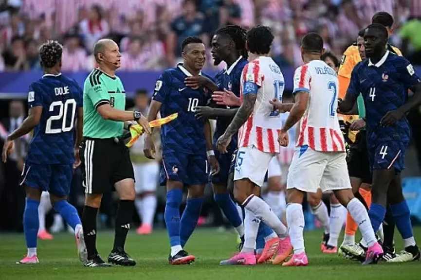 الاتحاد الفرنسي يتحرك ضد التحكيم.. شكوى إلى فيفا لإلغاء بطاقة أوليسي قبل مواجهة المغرب