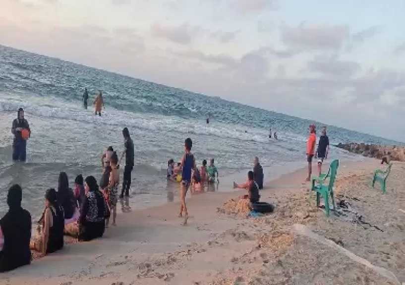 الشباب والرياضة بشمال سيناء تهيب بالمواطنين الالتزام بتعليمات الإنقاذ على شواطئ العريش