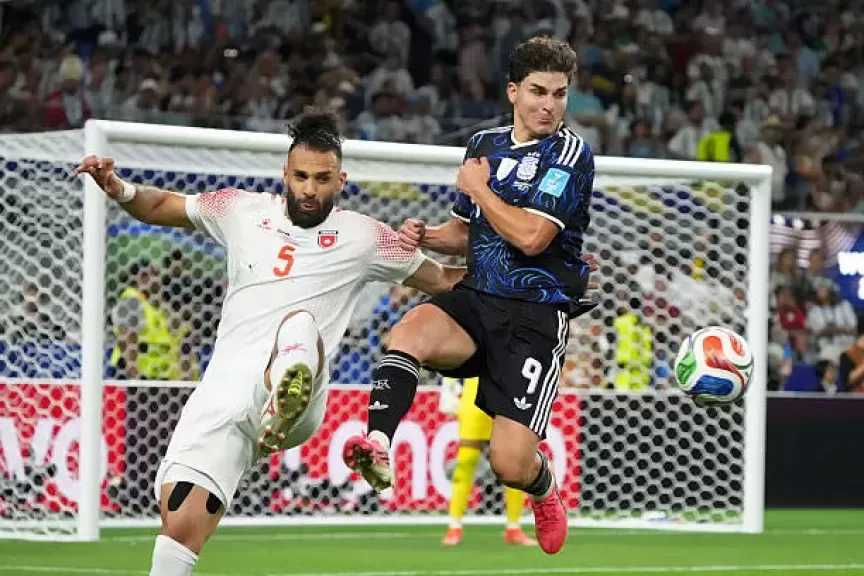 تقارير أرجنتينية: الضغط العالي يمنح ألفاريز الأفضلية على لاوتارو أمام مصر