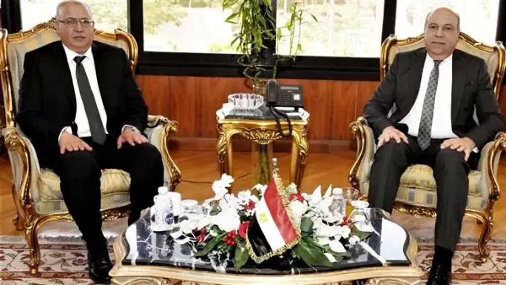 بحث آفاق التعاون بين وزارة الطيران والمنظمة العربية للطيران المدني