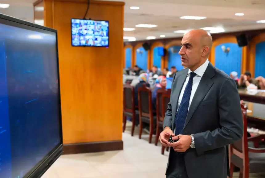 وزير التعليم يشدد على الالتزام الكامل بتنفيذ الضوابط المنظمة لأعمال امتحانات الثانوية العامة