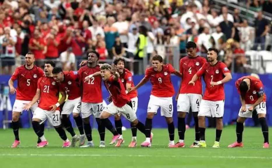محمد نشأت: استقبال الرئيس للمنتخب رسالة تقدير لأبطال صنعوا حالة فخر وطنية