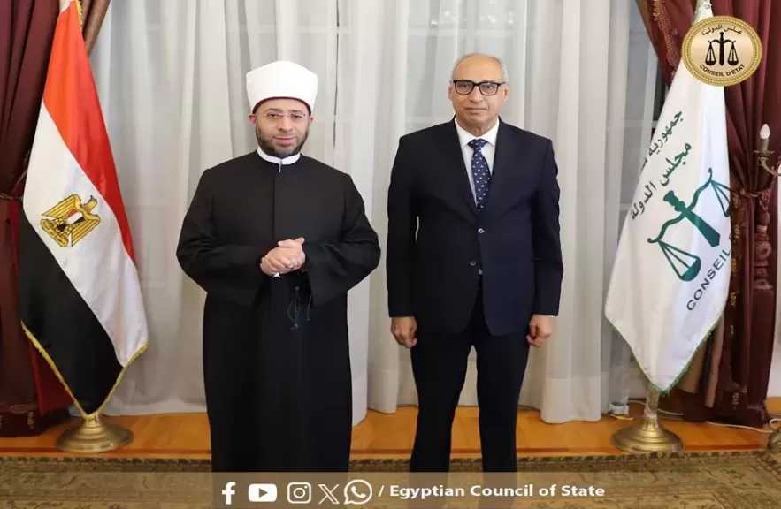 رئيس مجلس الدولة يستقبل وزير الأوقاف