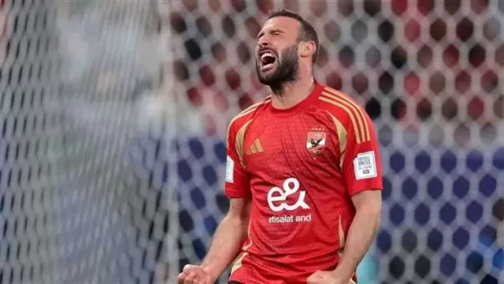عمر كمال عبد الواحد يستفسر عن موقفه مع الأهلي