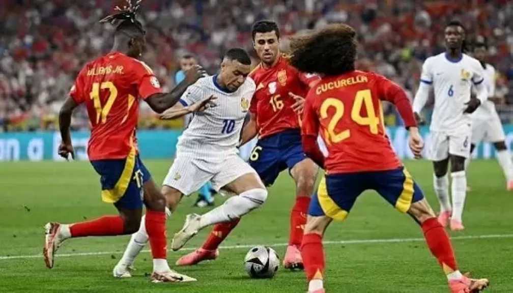 فرنسا تصطدم بإسبانيا في معركة التأهل إلى نهائي كأس العالم