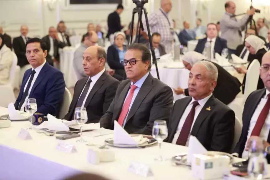 وزير الصحة يناقش تطوير المنظومة وبناء الإنسان المصري في حوار مفتوح مع حزب حماة وطن