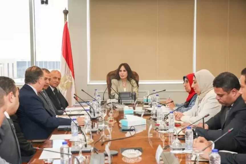 وزيرة الإسكان تبحث مع مسؤولي BAMAG الألمانية تعزيز التعاون في مشروعات المياه والصرف