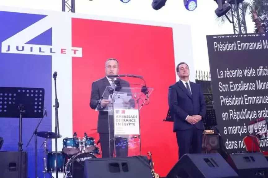 قنصوة يشارك بالنيابة عن رئيس الوزراء في احتفال العيد الوطني لفرنسا ويلقي كلمة بهذه المناسبة