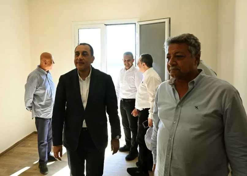 رئيس الوزراء يتفقد مشروع الحي اللاتيني.. صور