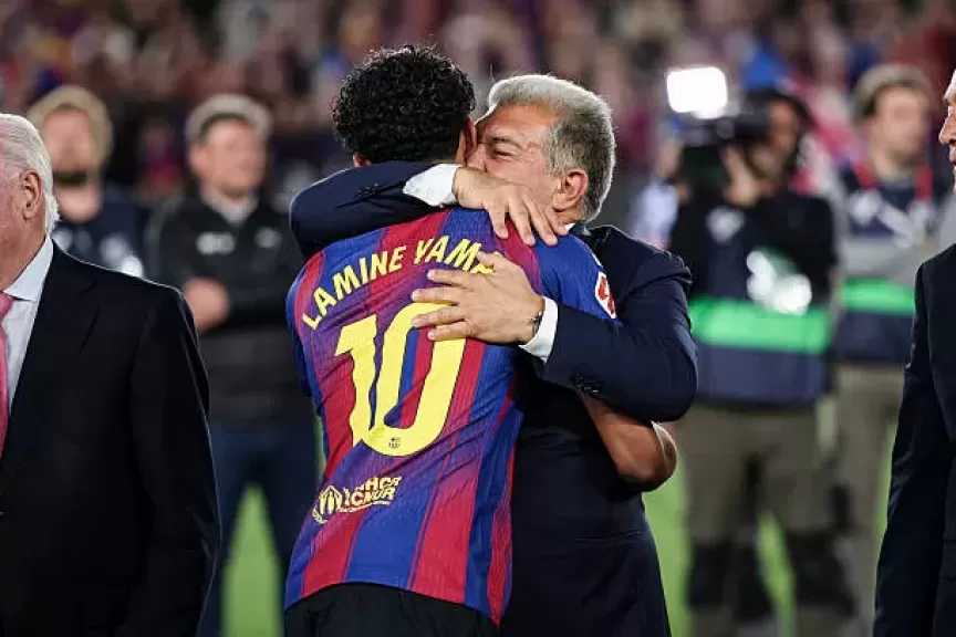 لابورتا: ميسي أحد أعظم أبناء لاماسيا.. ويامال يجسد حاضر برشلونة ومستقبله