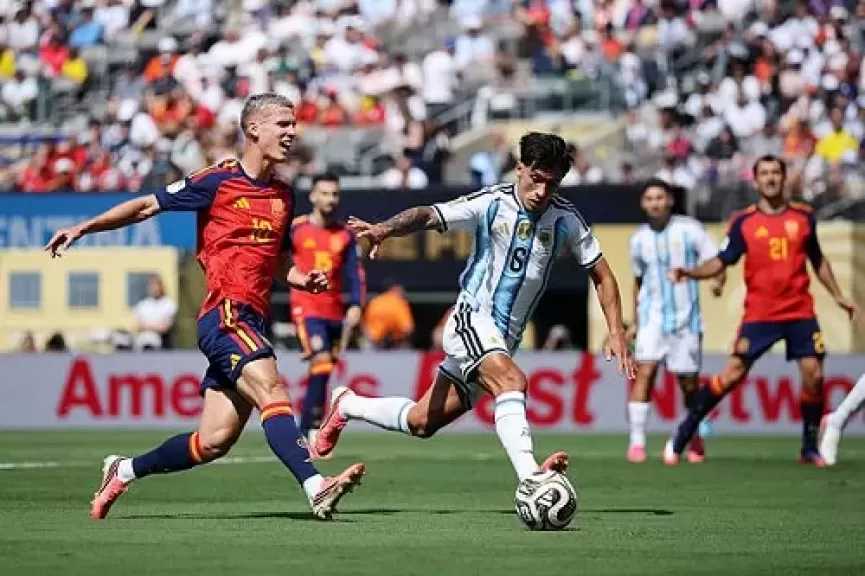 التعادل السلبي يفرض نفسه على إسبانيا والأرجنتين في الشوط الأول لنهائي كأس العالم