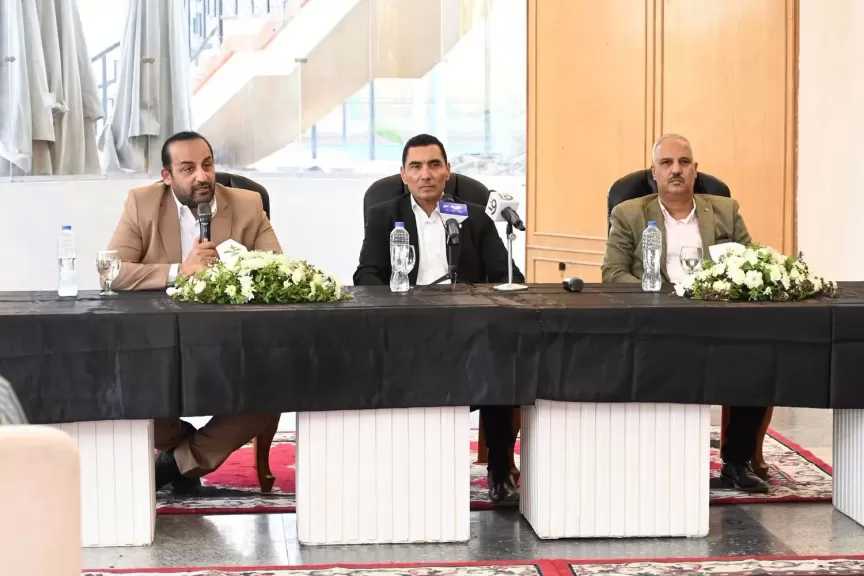 وزير الشباب والرياضة يتفقد أعمال تطوير نادى الصحفيين
