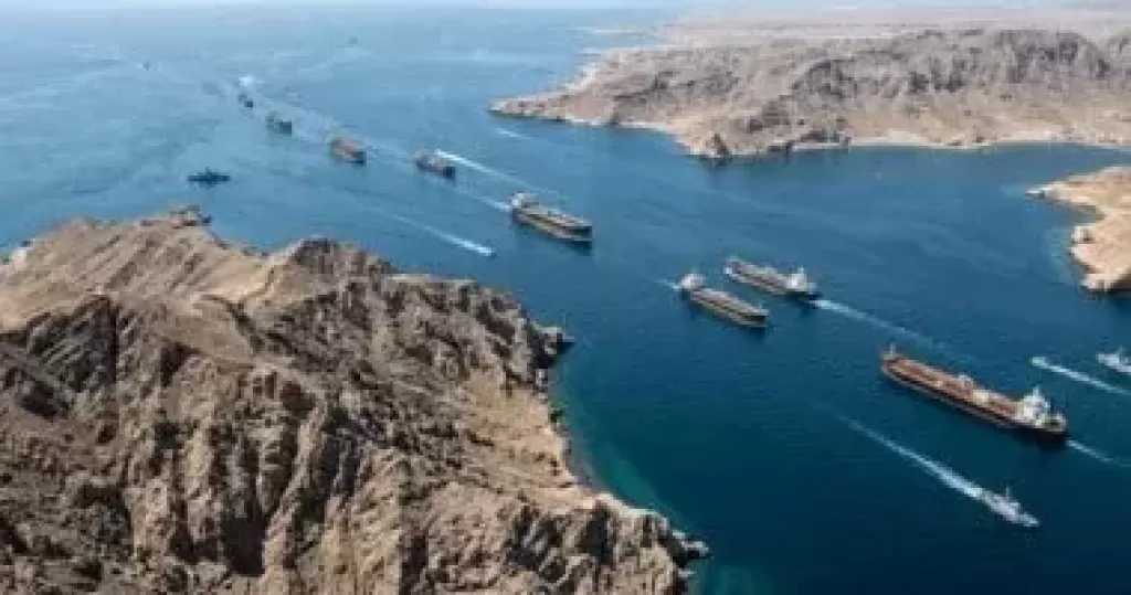 الحرس الثوري: قواتنا تسيطر على مضيق هرمز و لن تمر أي قطرة نفط دون تصريح