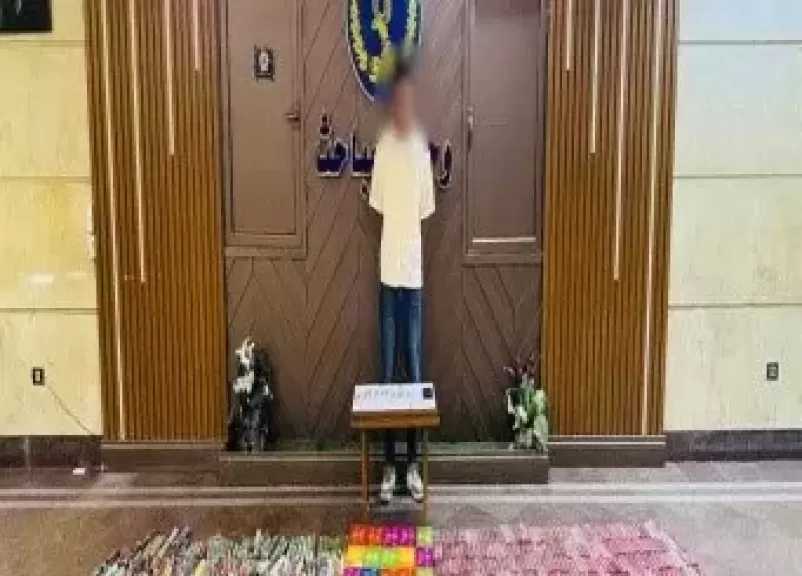 ضبط 3 أشخاص يديرون صفحة تُروج لبيع الألعاب النارية