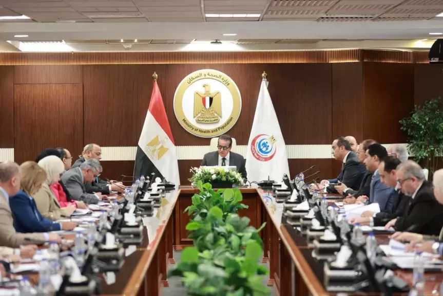 وزير الصحة يتابع مستجدات التشغيل التجريبي لمنظومة التأمين الصحي الشامل بالمنيا