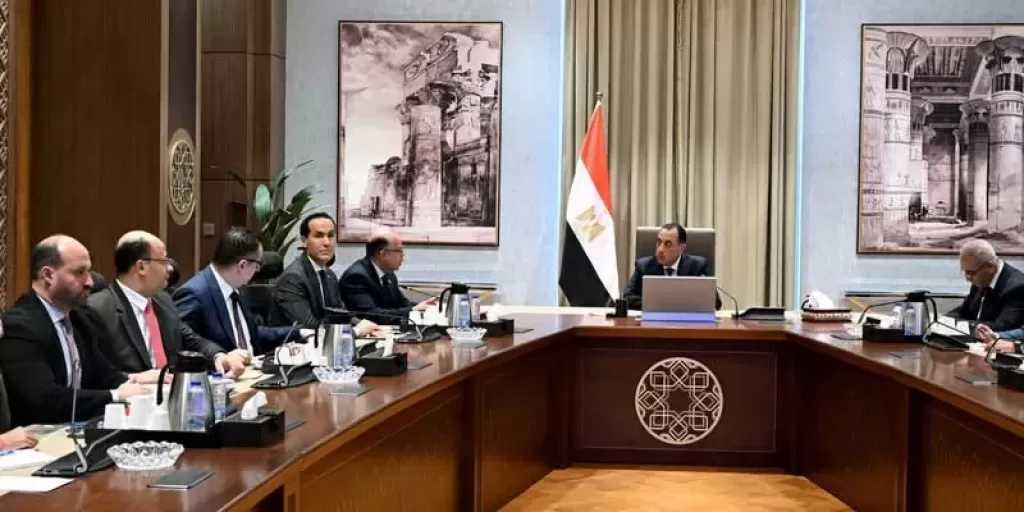 رئيس الوزراء يستعرض جهود تحفيز بيئة الاستثمار بمنطقة شبه جزيرة سيناء