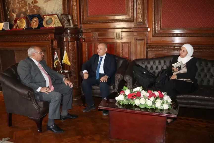 «بحوث الصحراء» يبحث مع «الاتحاد الدولي لحماية الطبيعة» تعزيز التعاون ومواجهة آثار التغيرات المناخية