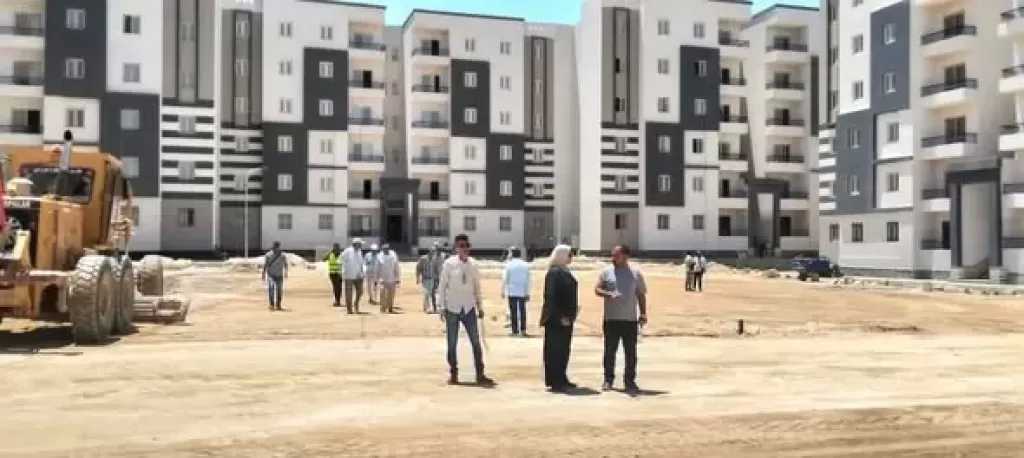 وزيرة الإسكان تتابع موقف تنفيذ عدد من المشروعات وملفات العمل بمدينة المنيا الجديدة