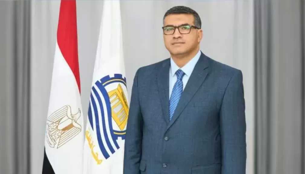 محافظ قنا: وقف العمل الميداني لعمال النظافة خلال فترة الذروة لحمايتهم من ضربات الشمس
