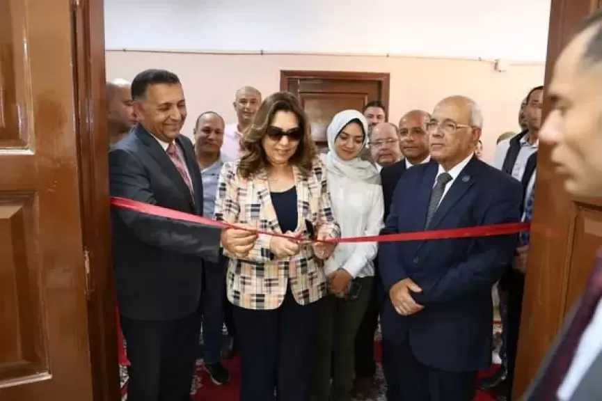 وزيرة التنمية المحلية ومحافظ القليوبية يفتتحان المركز التكنولوجي الجديد بالوحدة المحلية بأجهور الكبرى بطوخ