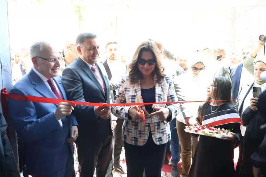 وزيرة التنمية المحلية ومحافظ القليوبية يفتتحان 3 مراكز تكنولوجية جديدة بالقناطر الخيرية.. صور