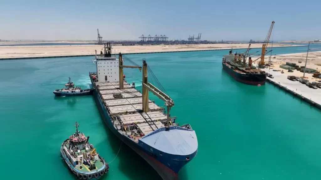 وزارة النقل: استمرار النشاط التشغيلي بمحطة ترانس كارجو بميناء السخنة واستقبال أول سفينتين بعد بدء التشغيل التجاري