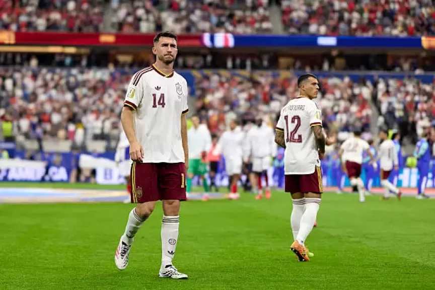 تراجع فرص انضمام لابورت إلى برشلونة