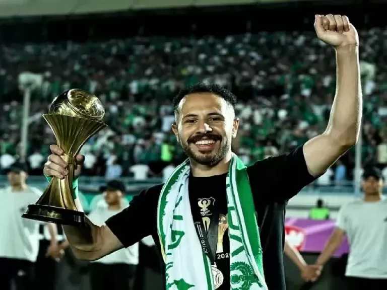 المصري يجدد تعاقده مع حسن علي لمدة 3 مواسم