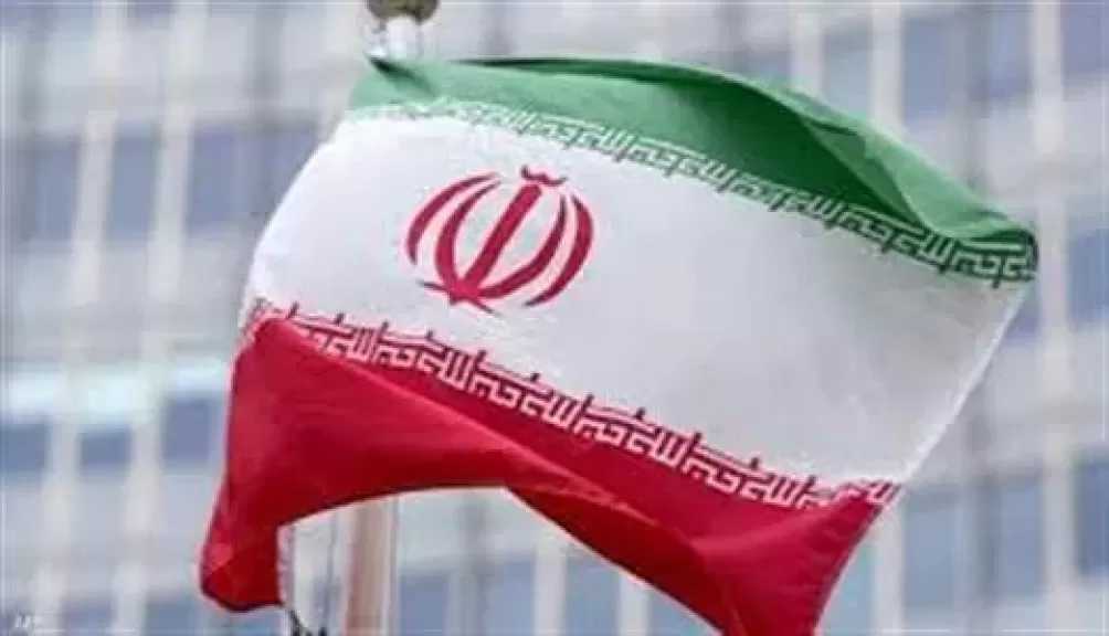 «أكسيوس»: إيران تسعى لوقف الضربات العسكرية ضدها والحصول على الأموال أولا