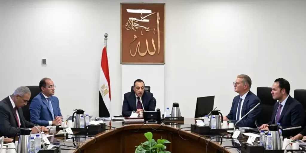 رئيس الوزراء يتابع جهود زيادة المخزون الاستراتيجي من المنتجات البترولية