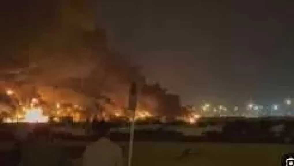 الغارات الأمريكية تستهدف مواقع تابعة للحرس الثوري الإيراني